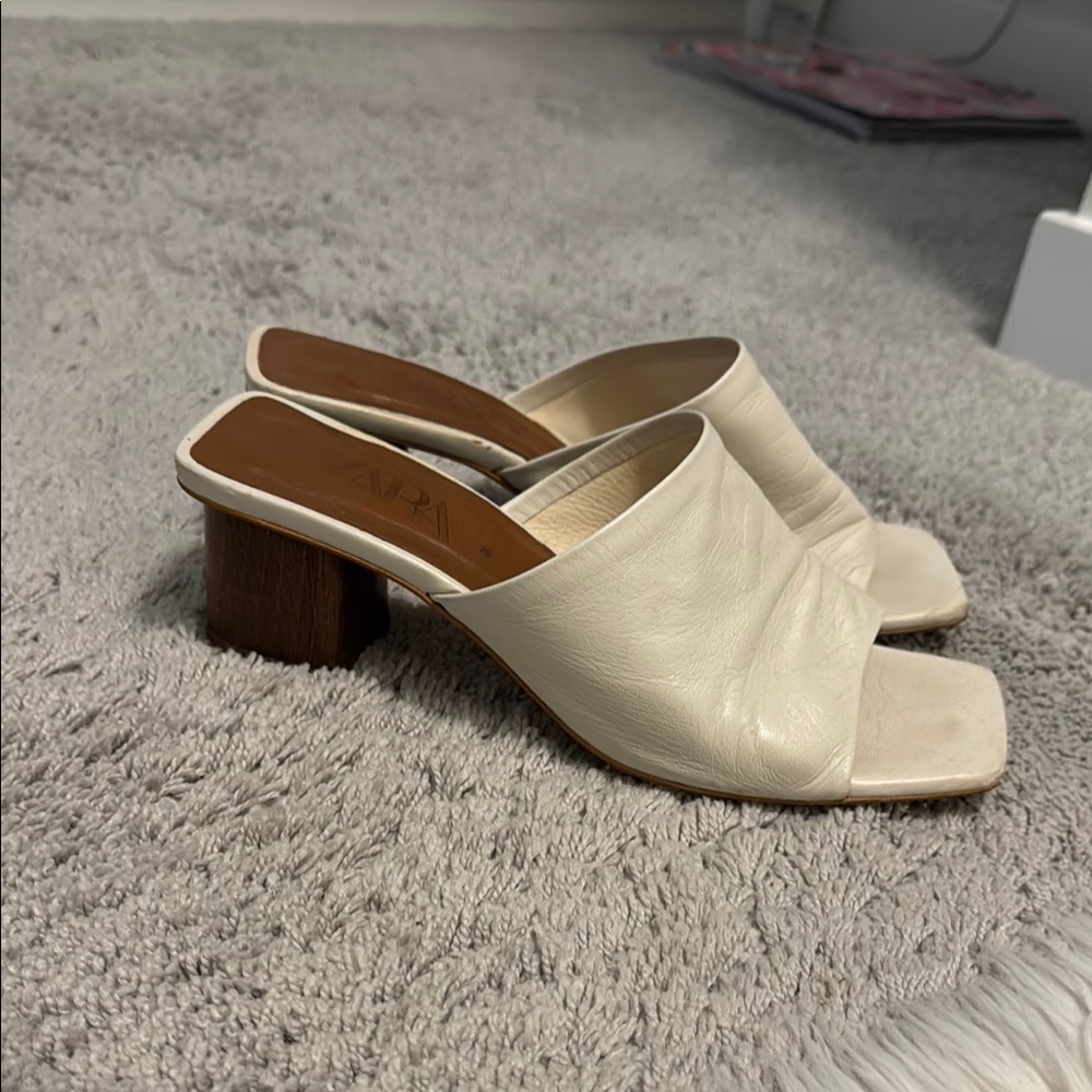 Zara Women's Cream Block Heel Mules